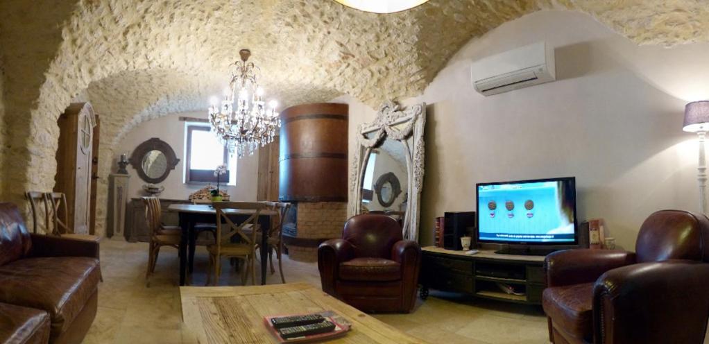 Clos De Raveyron